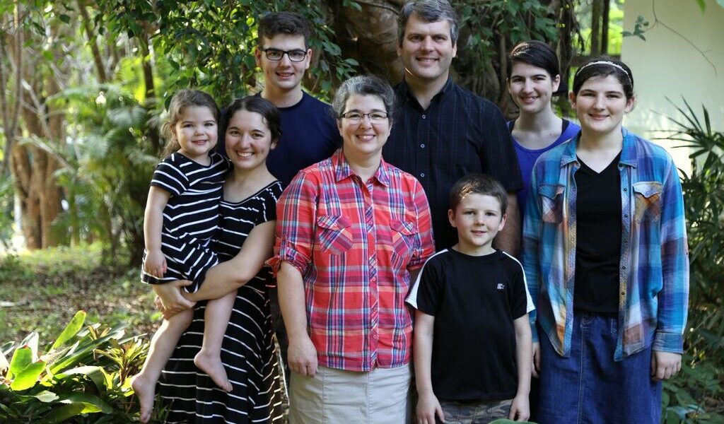 F20A0520-A994-4A3E-B827-93F641ABA166